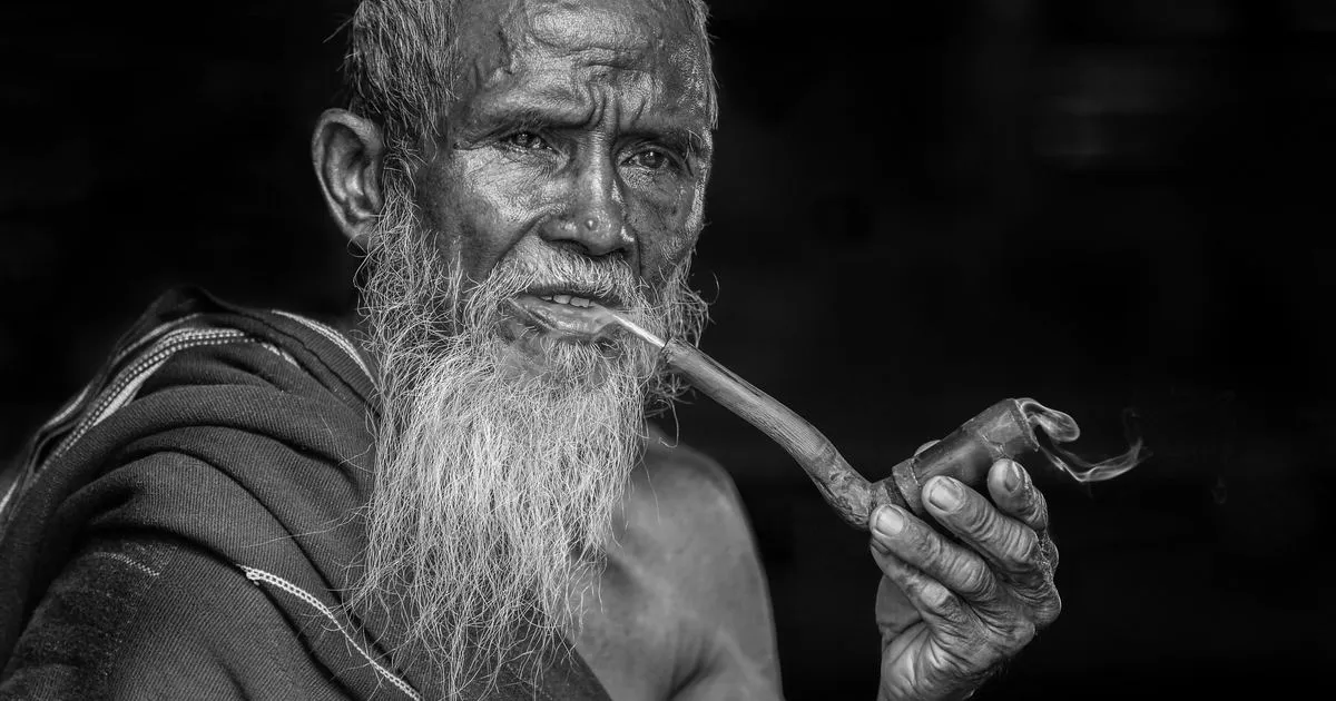 Joints, pipes, bongs: smoking methods compared